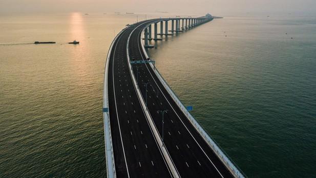 Puente Hong Kong-Zhuhai-Macao Máster Internacional en Proyecto y Construcción de Puentes Zigurat