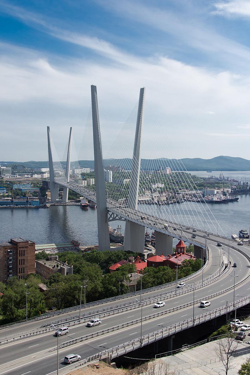 Puente del cuerno de oro Máster Internacional en Proyecto y Construcción de Puentes Zigurat